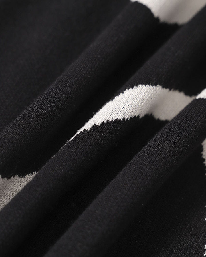 Charlotte™ | Robe midi noire avec fente sirène